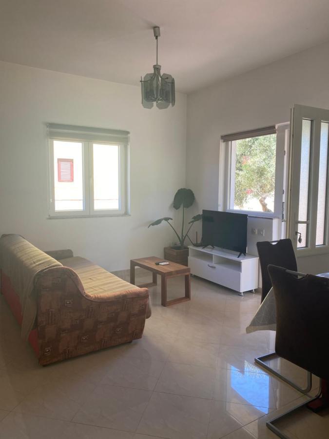 Apartman Ana Dobropoljana Екстериор снимка